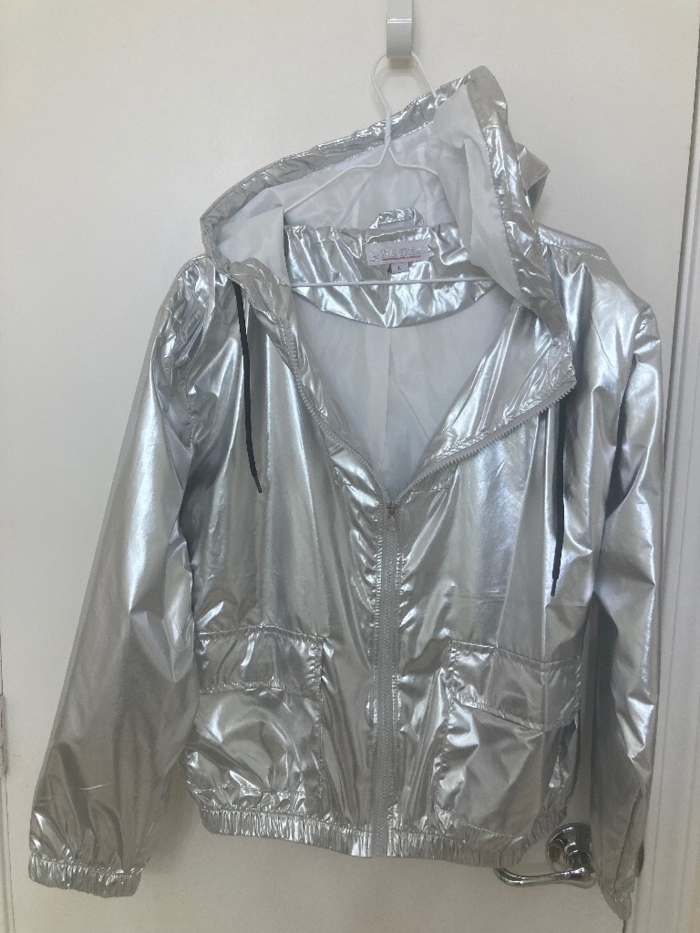 Shiny Silver Metallic Zipper Hooded Jacket